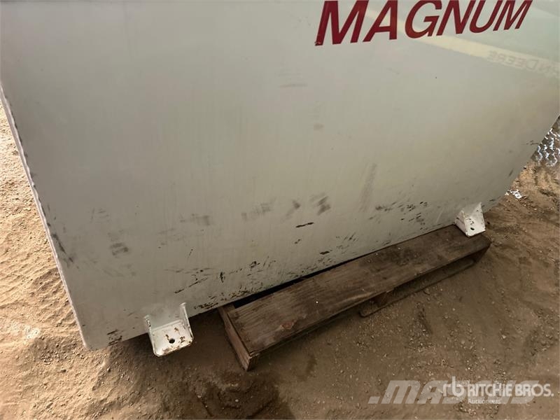  Can/Magnum 1432 L Steel Fuel Tank Kütusemahutid