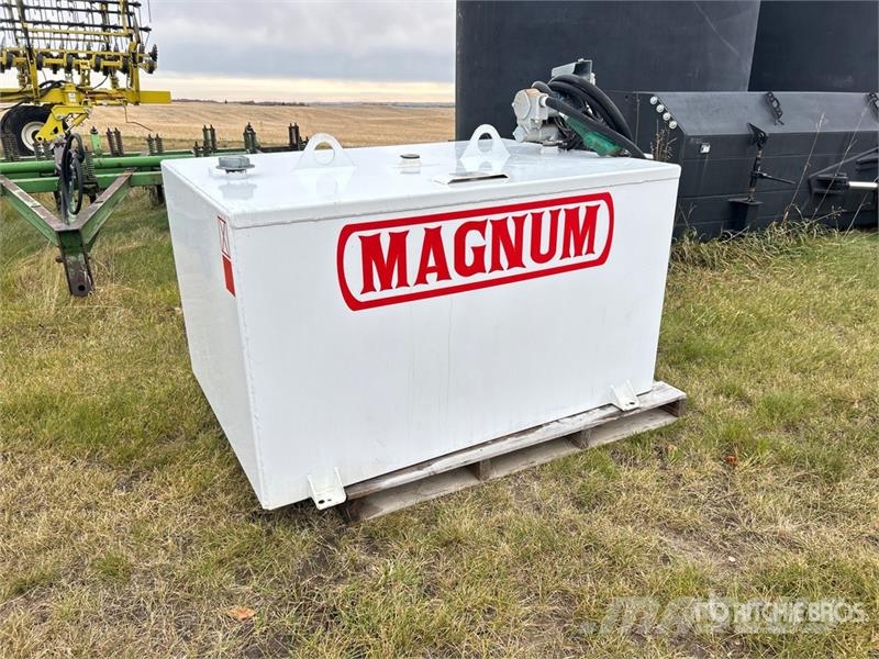  Can/Magnum Portable Steel Fuel Tank Fuel and additive tanks