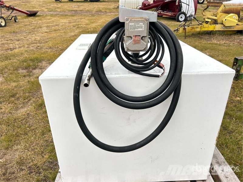  Can/Magnum Portable Steel Fuel Tank Fuel and additive tanks