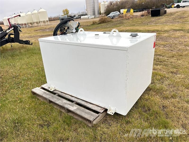  Can/Magnum Portable Steel Fuel Tank Fuel and additive tanks