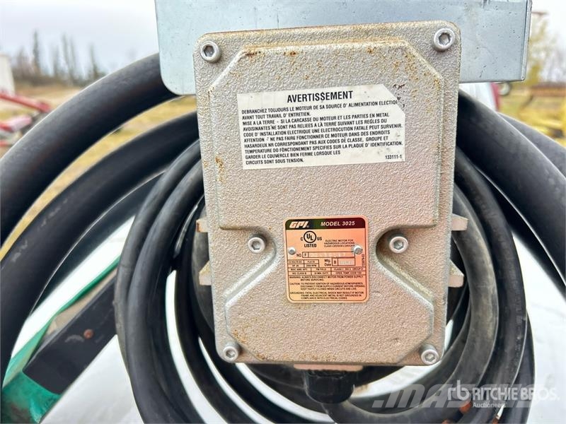  Can/Magnum Portable Steel Fuel Tank Fuel and additive tanks