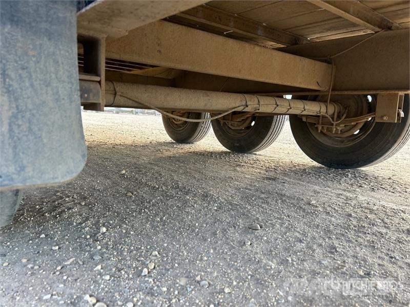 Canada Trailer ETL826-21KTR 26 ft Tri/A Tilt Deck Niski utovarivači