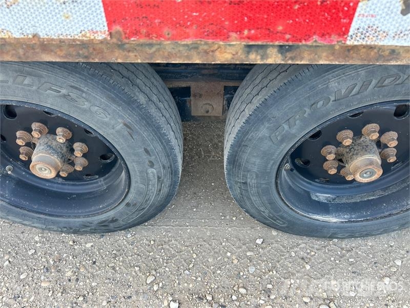 Canada Trailer ETL826-21KTR 26 ft Tri/A Tilt Deck Niski utovarivači