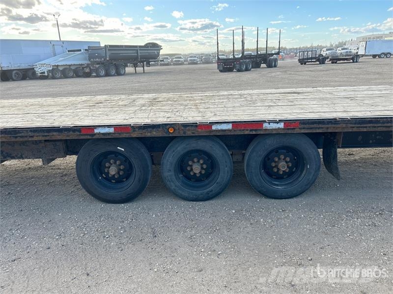 Canada Trailer ETL826-21KTR 26 ft Tri/A Tilt Deck Niski utovarivači