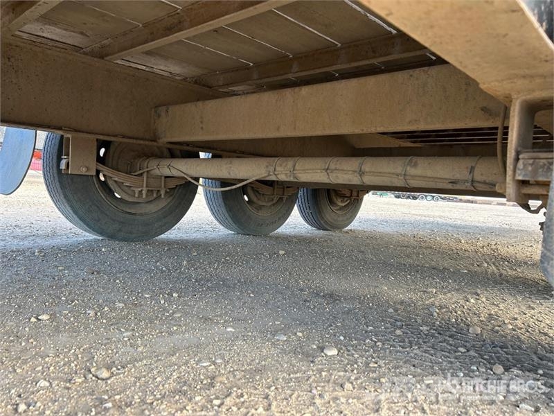 Canada Trailer ETL826-21KTR 26 ft Tri/A Tilt Deck Niski utovarivači