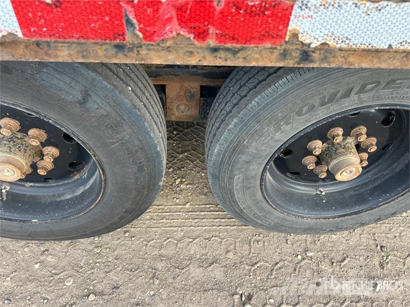 Canada Trailer ETL826-21KTR 26 ft Tri/A Tilt Deck Niski utovarivači