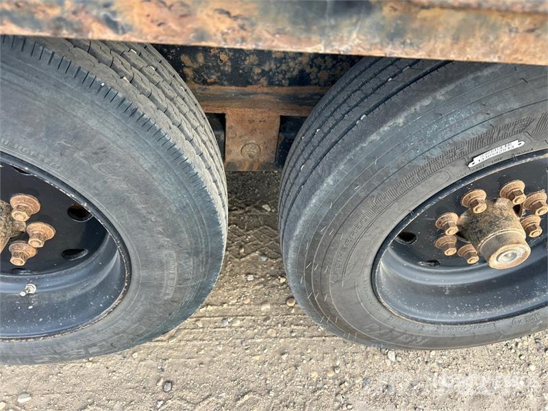 Canada Trailer ETL826-21KTR 26 ft Tri/A Tilt Deck Niski utovarivači