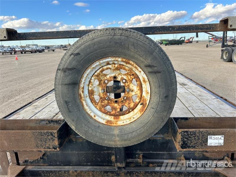 Canada Trailer ETL826-21KTR 26 ft Tri/A Tilt Deck Niski utovarivači
