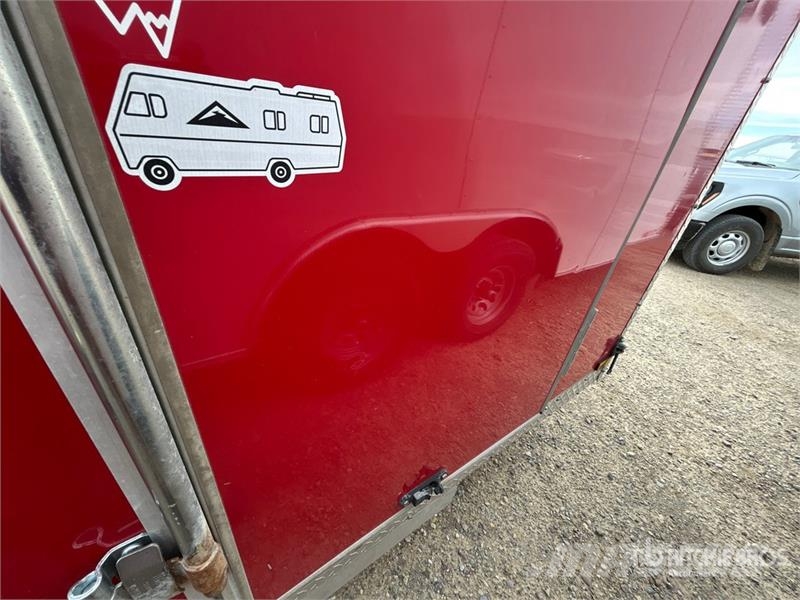 Canada Trailers 17 ft S/A Enclosed Trailer Gesloten opbouw trailers