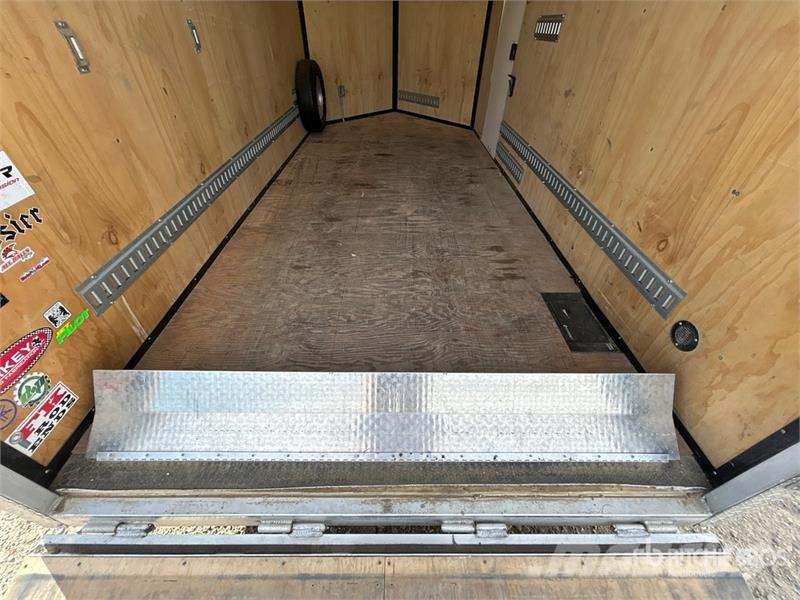 Canada Trailers 17 ft S/A Enclosed Trailer Gesloten opbouw trailers