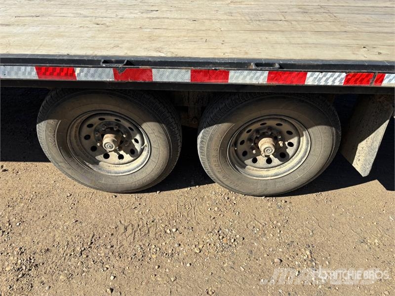 Canada Trailers 20 ft T/A Equipment Trailer Biltransportsläp