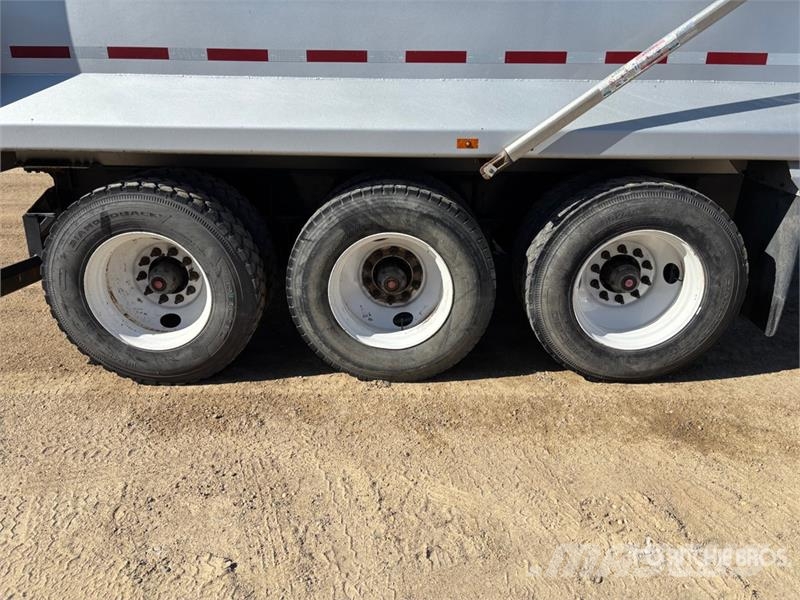 Cancade 17 ft Tri/A Pup Dump Trailer Remorque benne