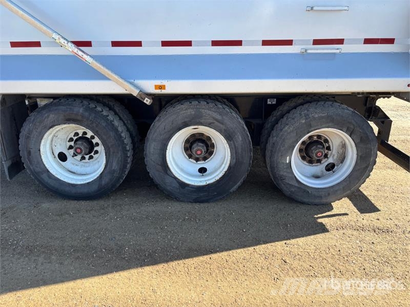 Cancade 17 ft Tri/A Pup Dump Trailer Remorque benne