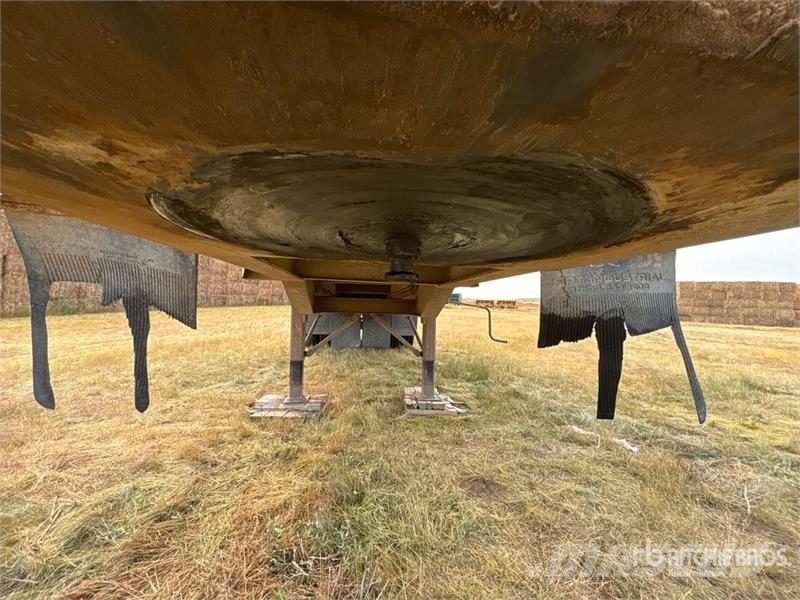 Cancade 32 ft T/A End Dump Trailer مقطورات قلابة
