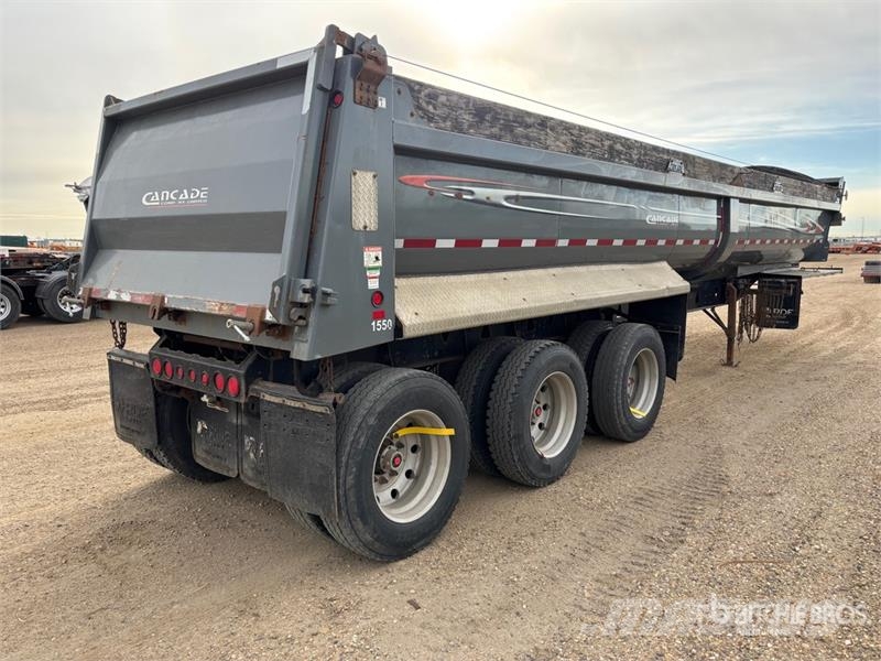 Cancade 38 ft Tri/A End Dump Trailer Самоскиди