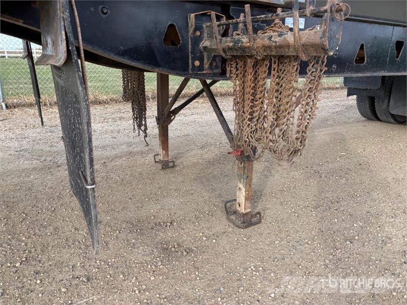 Cancade 38 ft Tri/A End Dump Trailer Самоскиди