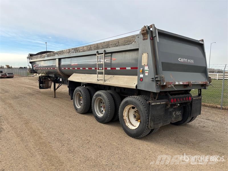 Cancade 38 ft Tri/A End Dump Trailer Самоскиди