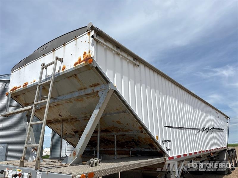 Cancade Maxim 42 ft Tri/A Grain Trailer Прицепы перегрузчики зерна