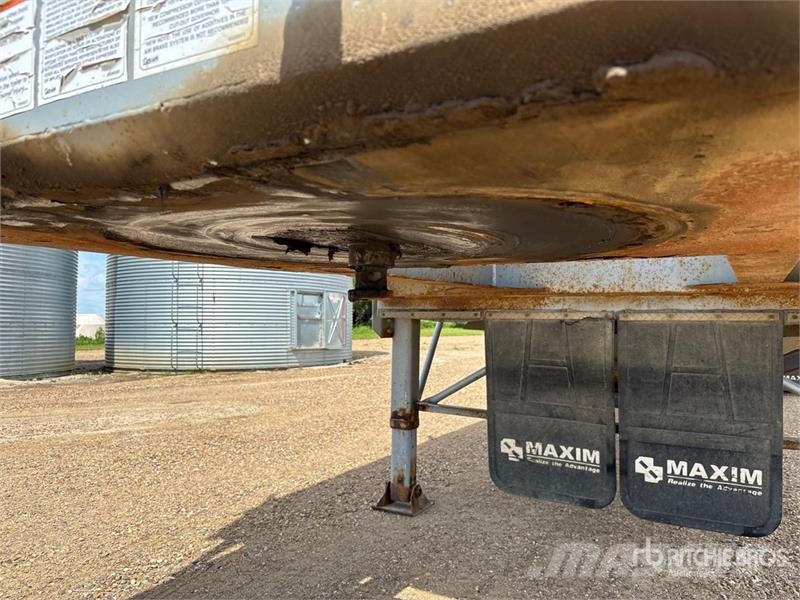 Cancade Maxim 42 ft Tri/A Grain Trailer Прицепы перегрузчики зерна
