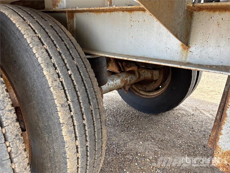 Cancade Maxim 42 ft Tri/A Grain Trailer Прицепы перегрузчики зерна