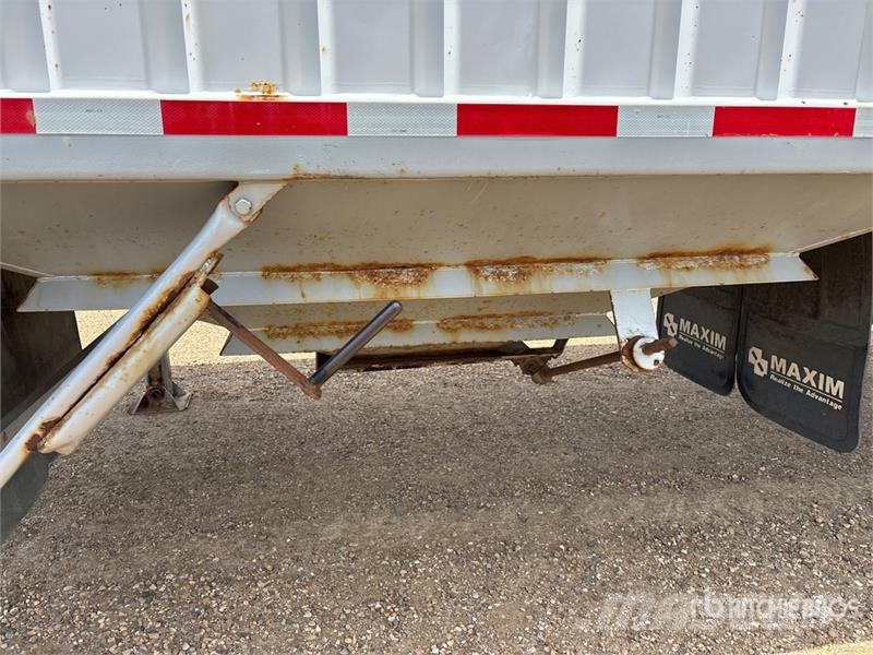 Cancade Maxim 42 ft Tri/A Grain Trailer Прицепы перегрузчики зерна