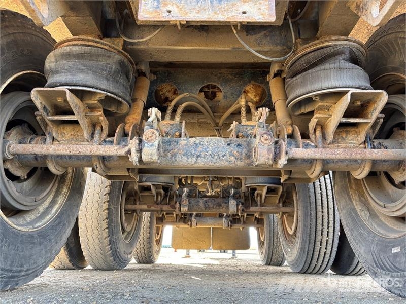 Canuck 30 ft Tri/A End Dump Trailer Remorque benne