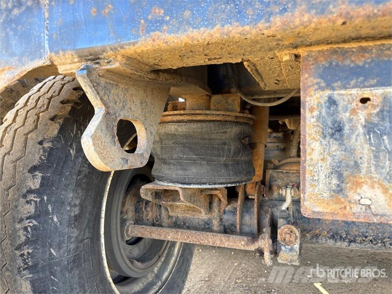 Canuck 30 ft Tri/A End Dump Trailer Remorque benne