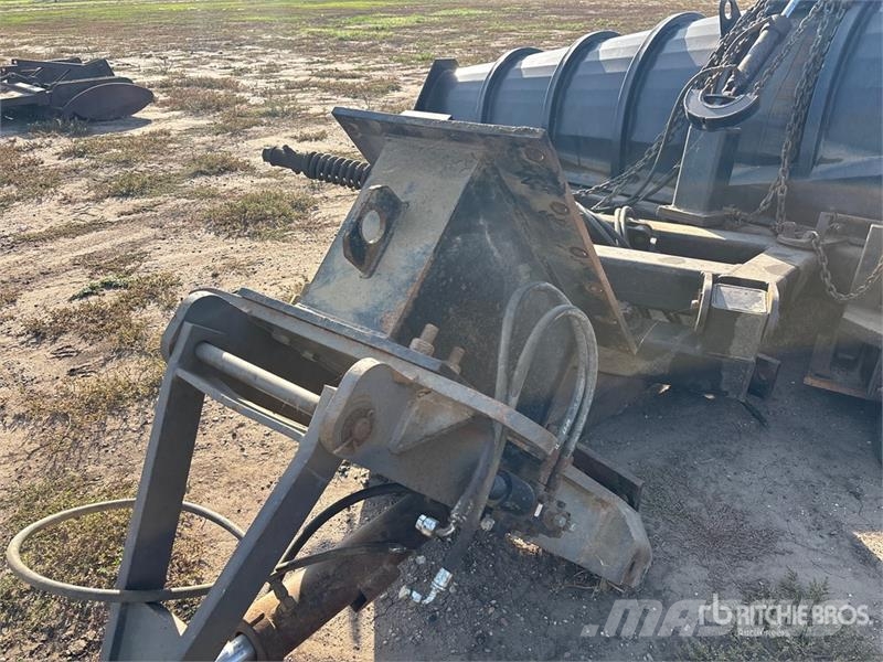Capital Industries 150 in One-Way Plow ماكينات زراعية - غير ذلك