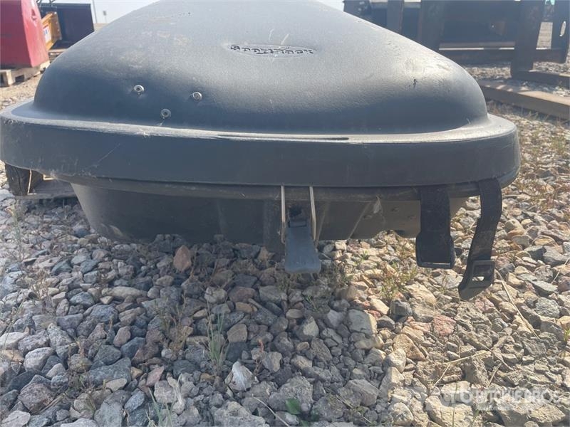 Car roof cargo box Drugi deli
