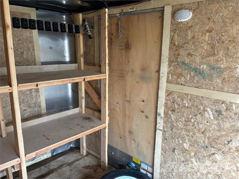 Cargo Mate 14 ft T/A Enclosed Trailer Prikolice zabojniki