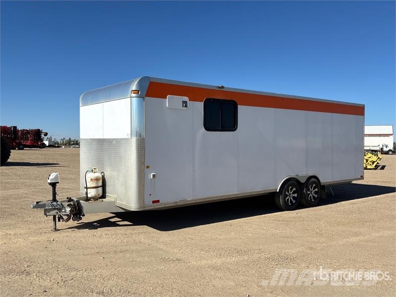 Cargo Pro 26 ft T/A Enclosed Trailer Rimorchi cassonati