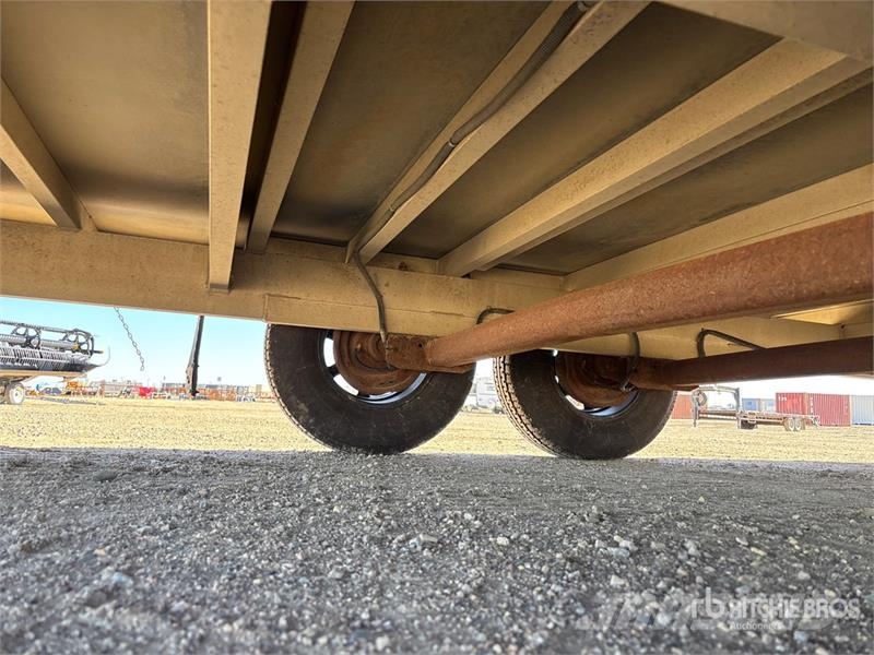 Cargo Pro 26 ft T/A Enclosed Trailer Rimorchi cassonati