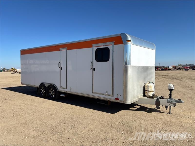 Cargo Pro 26 ft T/A Enclosed Trailer Rimorchi cassonati