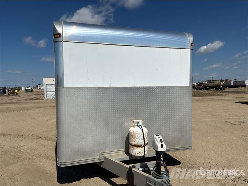 Cargo Pro 26 ft T/A Enclosed Trailer Rimorchi cassonati