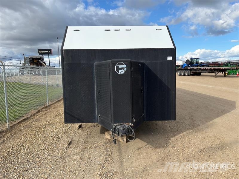  Cargo Tek LT26S 23 ft T/A Enclosed Trailer Прицепы-фургоны