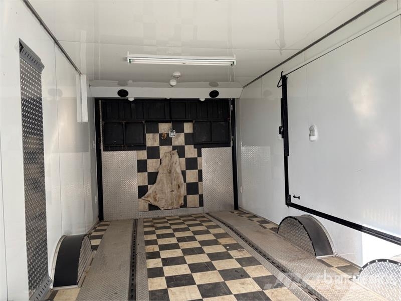  Cargo Tek LT26S 23 ft T/A Enclosed Trailer Прицепы-фургоны