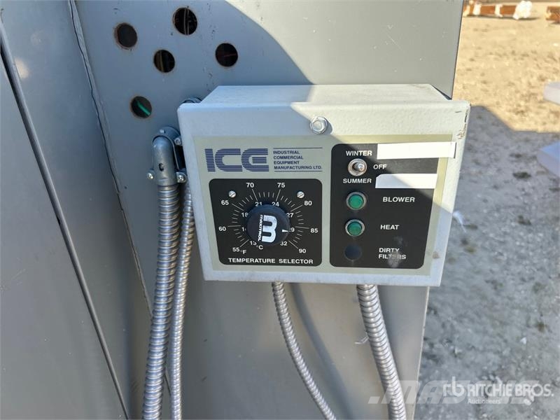 Carrier 48GS-024040301 Rooftop Air Conditioner Оборудване за отопление и размразяване