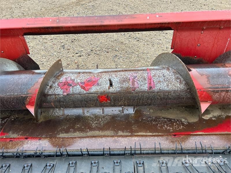 CASE 1015 13 ft Combine Pickup Header Leikkuupöydät
