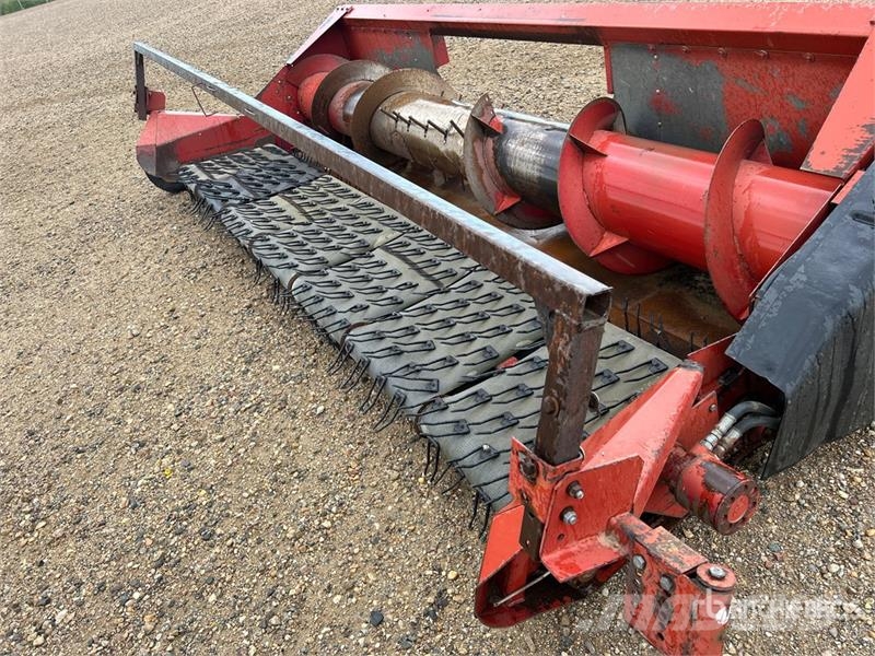 CASE 1015 13 ft Combine Pickup Header Leikkuupöydät