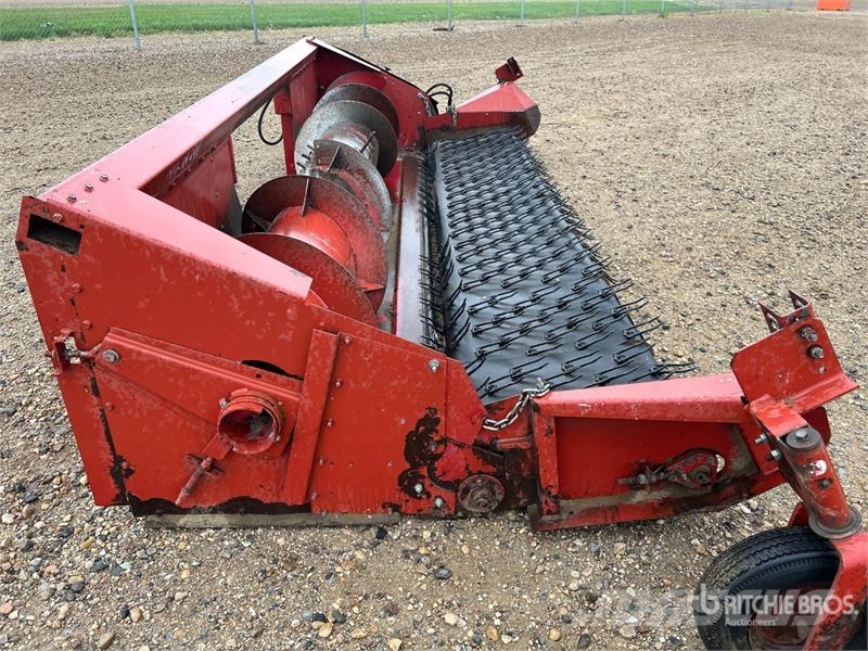 CASE 1015 13 ft Combine Pickup Header Leikkuupöydät