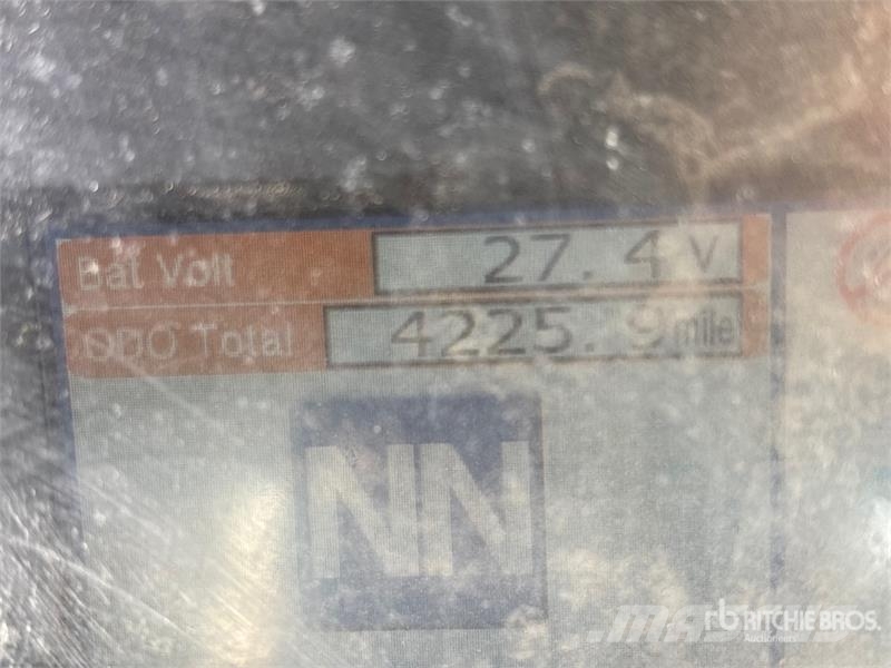 CASE 1221E Wheel Loader Iekrāvēji uz riteņiem
