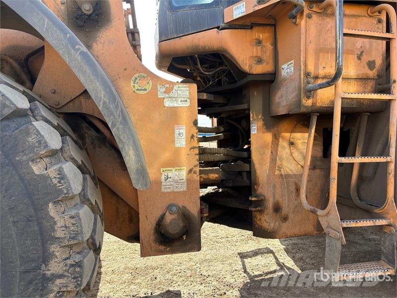 CASE 1221E Wheel Loader Iekrāvēji uz riteņiem