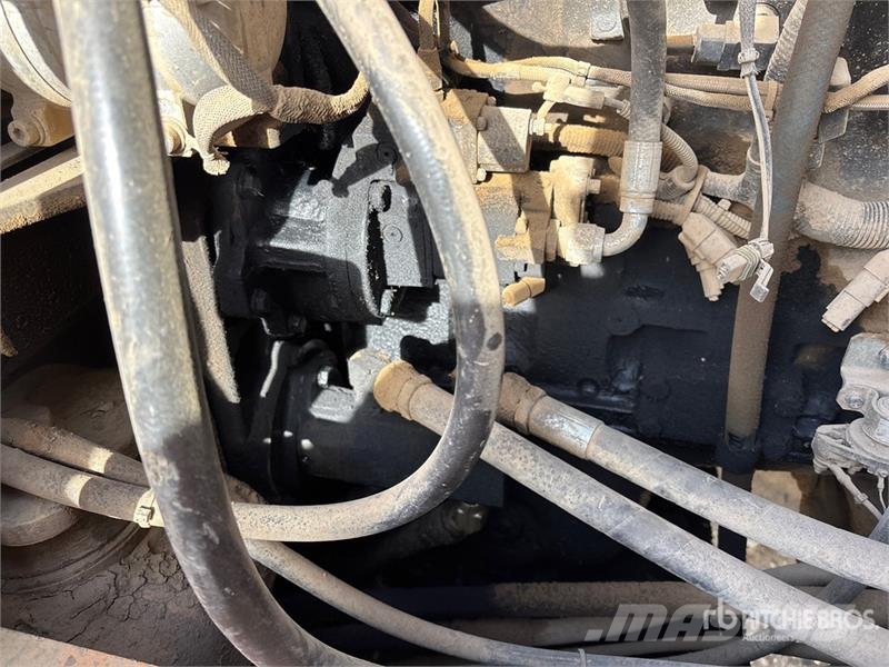 CASE 1221E Wheel Loader Iekrāvēji uz riteņiem