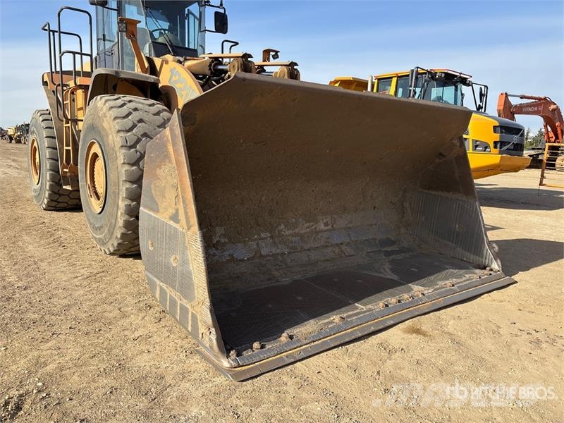 CASE 1221E Wheel Loader Iekrāvēji uz riteņiem