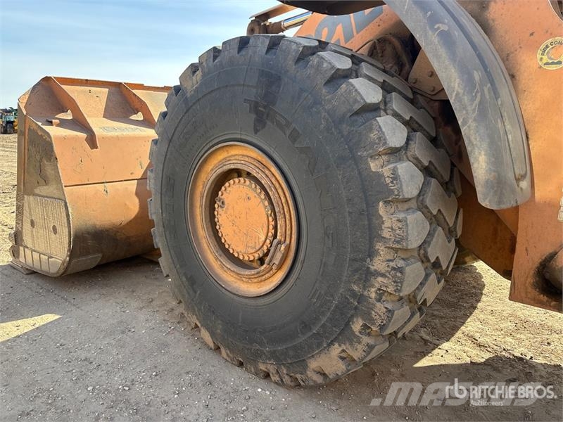 CASE 1221E Wheel Loader Iekrāvēji uz riteņiem