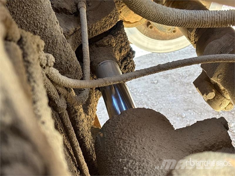 CASE 1221E Wheel Loader Iekrāvēji uz riteņiem