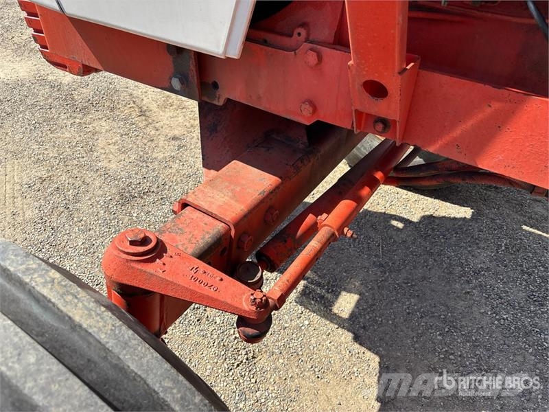 CASE 2590 2WD Tractor トラクター