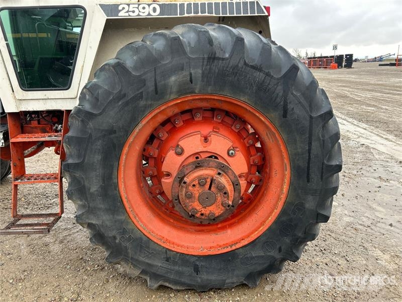 CASE 2590 2WD Tractor Traktori