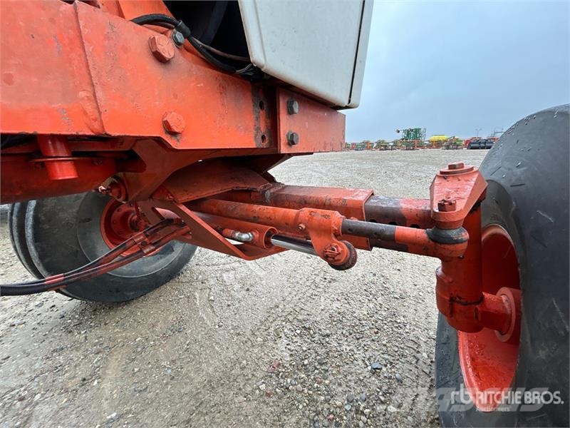 CASE 2590 2WD Tractor Traktori