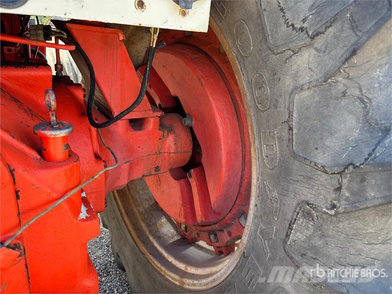 CASE 2590 2WD Tractor トラクター
